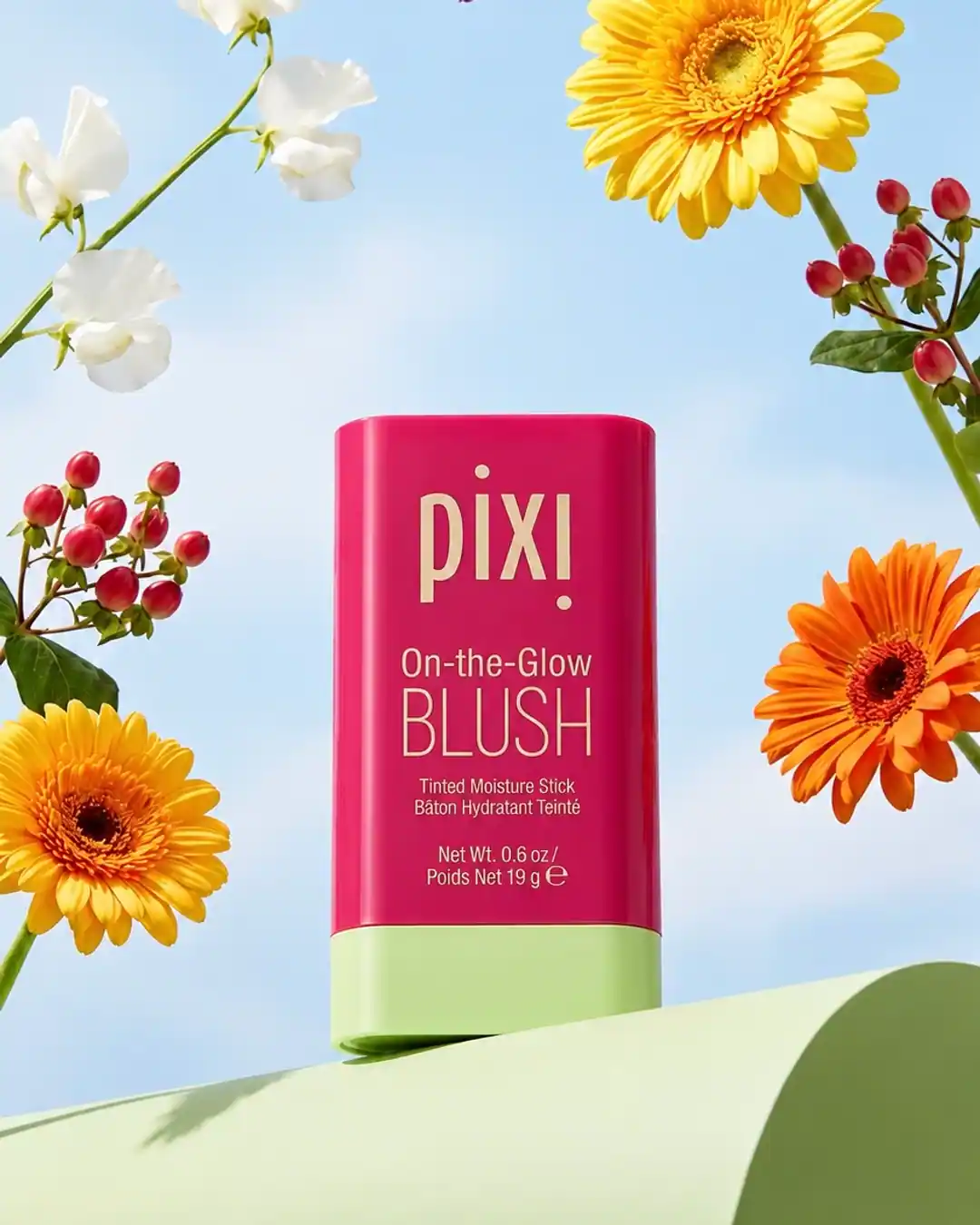 Beauty product campaign concept by Pixelense